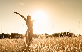 Illuminating Health: The Therapeutic Power of LED and Red Light Therapy